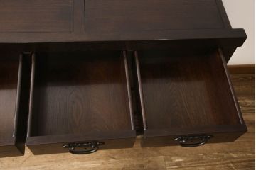 中古　美品　最高級　府中家具　松尾博昭 作　栗材　和の趣あふれる佇まいが魅力的な水屋箪笥サイドボード(食器棚、戸棚、収納棚、キャビネット)(R-063301)