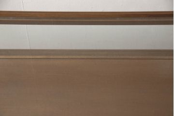 中古　イタリア高級家具　OAK社　繊細な手彫り彫刻が魅力のショーケース(ガラスケース、飾り棚、陳列棚、キャビネット、店舗什器)(定価約70万円)(R-063304)