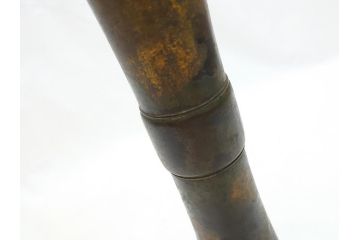 三世　秦蔵六  立鼓式　塗金銅花器　素材が持つ魅力をお楽しみいただける花瓶(金工家、平安蔵六、花入)(R-063318)