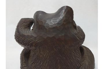 時代物　門井鳳雲　総欅(ケヤキ)材　招き狸　木彫り(タヌキ、たぬき、置物、ディスプレイ)(R-063323)