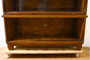 イギリスアンティーク家具　Globe Wernicke(グローブ ウェルニッケ)　オーク材　落ち着いた色合いがクラシカルなお部屋に馴染みやすいスタッキングブックケース(本箱、収納棚、戸棚、キャビネット、飾り棚、陳列棚)(R-063329)