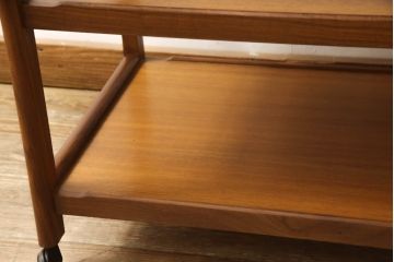 イギリスビンテージ　チーク材　用途に応じてフレキシブルに使えるキッチンワゴンテーブル(キッチンラック、トロリー、サイドテーブル、ヴィンテージ)(R-063339)