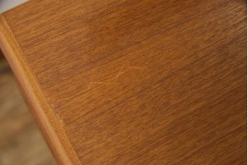 イギリスビンテージ　G-PLAN(ジープラン)　Fresco(フレスコ)シリーズ　幅広の鏡がユニークなドレッサー(ドレッシングチェスト、デスク、テーブル、ヴィンテージ)(R-063343)