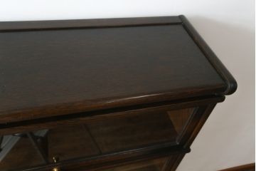 イギリスアンティーク　オーク材　深い色合いがシックな雰囲気を醸し出すスタッキングブックケース(本箱、本棚、戸棚、収納棚、キャビネット、飾り棚)(R-063345)
