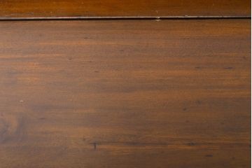 イギリスアンティーク　マホガニー材　凝ったつくりの取っ手がクラシカルな雰囲気を高めるライティングビューロー(チェスト、ワークデスク、在宅ワーク用デスク、在宅用、机、引き出し)(R-063350)