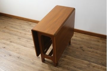 北欧ビンテージ　チーク材　温かみのある木味が魅力のバタフライテーブル(ダイニングテーブル、2人掛け、4人掛け、6人掛け、食卓、エクステンションテーブル、ヴィンテージ)(R-063354)