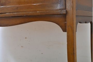 イギリスアンティーク　マホガニー材　象嵌　気品のある装飾が素敵なキャビネット(ショーケース、陳列棚、飾り棚、収納棚、戸棚、キャビネット)(R-063355)