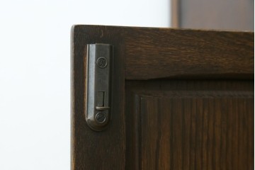 イギリスビンテージ　オーク材　ムードたっぷりのカクテルキャビネット　(R-063358)