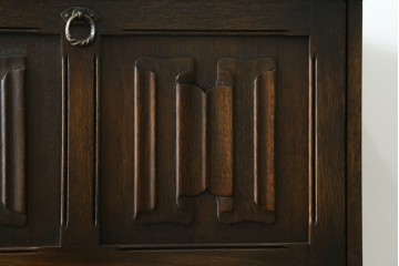 イギリスビンテージ　オーク材　ムードたっぷりのカクテルキャビネット　(R-063358)