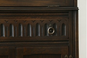 イギリスビンテージ　オーク材　ムードたっぷりのカクテルキャビネット　(R-063358)