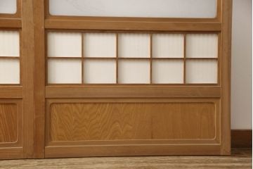 アンティーク建具　落ち着いた雰囲気が漂う裏障子付き格子戸4枚セット(ガラス帯戸、引き戸)(R-063378)