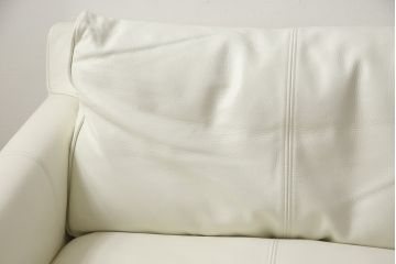中古　アイラーセン(eilersen)　ストリームラインソファ(STREAMLINE SOFA)　本革(牛革)製　スタイリッシュなお部屋づくりにおすすめの2人掛けソファ(2P、二人掛けソファ、レザー)(R-063383)