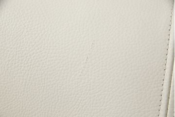 中古　アイラーセン(eilersen)　ストリームラインソファ(STREAMLINE SOFA)　本革(牛革)製　スタイリッシュなお部屋づくりにおすすめの2人掛けソファ(2P、二人掛けソファ、レザー)(R-063383)