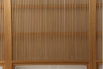 ビンテージ建具　落ち着いた和の雰囲気を演出する格子戸4枚セット(引き戸、ガラス帯戸、ヴィンテージ、建具)(R-063384)