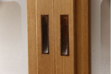 ビンテージ建具　落ち着いた和の雰囲気を演出する格子戸4枚セット(引き戸、ガラス帯戸、ヴィンテージ、建具)(R-063384)