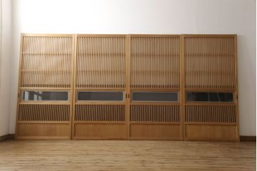 ビンテージ建具　落ち着いた和の雰囲気を演出する格子戸4枚セット(引き戸、ガラス帯戸、ヴィンテージ、建具)(R-063384)