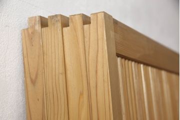 ビンテージ建具　落ち着いた和の雰囲気を演出する格子戸4枚セット(引き戸、ガラス帯戸、ヴィンテージ、建具)(R-063384)