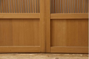 ビンテージ建具　落ち着いた和の雰囲気を演出する格子戸4枚セット(引き戸、ガラス帯戸、ヴィンテージ、建具)(R-063384)