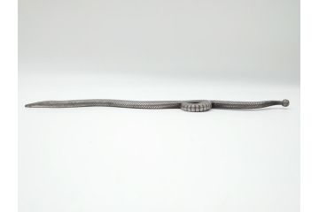 藤原良明(加藤真平)作　切り出し　蛇　武蔵國水心子　昭和辛酉年二月日　小刀(金象嵌、ヘビ、短刀、ナイフ、刃物、共箱付き)(R-063392)