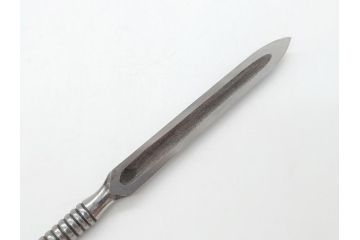 藤原良明(加藤真平)作　生反り　武蔵國水心子　昭和甲子年正月　全長338mm　小刀(槍鉋、短刀、ナイフ、刃物、共箱付き)(R-063399)