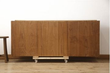 和製アンティーク　前面欅(ケヤキ)材　丸窓　シックな佇まいが魅力のテレビ台(テレビボード、サイドボード、ローボード、リビングボード)(R-063407)