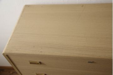 中古　モダンデザイン　加茂箪笥　坂上政芳作　シンプルで洗練された佇まいが魅力的な総桐箪笥(胴厚、小袖タンス、桐たんす、和タンス、引き出し、衣装タンス)(R-063410)