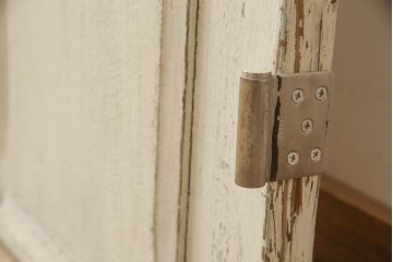 アンティーク建具　フランスアンティーク　特大サイズ　おしゃれなアクセントになるロートアイアンフェンス付きドア1枚(扉、木製ドア、玄関ドア、建具)(R-063412)