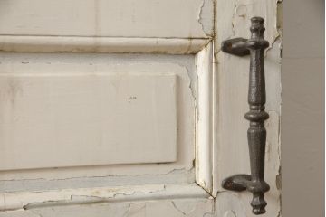 アンティーク建具　フランスアンティーク　特大サイズ　おしゃれなアクセントになるロートアイアンフェンス付きドア1枚(扉、木製ドア、玄関ドア、建具)(R-063412)