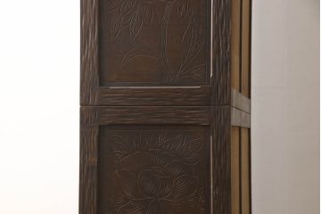 中古　軽井沢彫り　牡丹の彫刻が上品な雰囲気を醸し出す着物箪笥(和タンス、衣装箪笥、整理箪笥、引き出し、収納たんす)(R-063415)