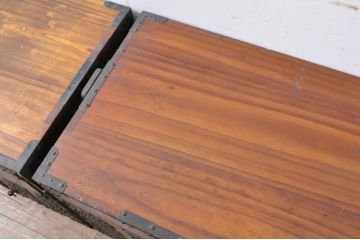和製アンティーク　希少　珍品　特注金具　左三つ巴金具　特注!!上手物!!　迫力のある金具が存在感を放つ総桐観音箪笥(桐箪笥、桐たんす、衣装タンス、収納たんす、時代箪笥、引き出し)(R-063444)