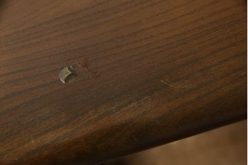 イギリスビンテージ　ERCOL(アーコール)　クラシカルな雰囲気漂うダイニングテーブル(4人掛け、6人掛け、食卓、ヴィンテージ)(R-063453)