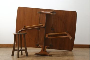 イギリスビンテージ　チーク材　G-PLAN(ジープラン)　スタイリッシュなデザインのバタフライテーブル(エクステンションテーブル、ダイニングテーブル、2人掛け、4人掛け、食卓、ヴィンテージ)(R-063455)