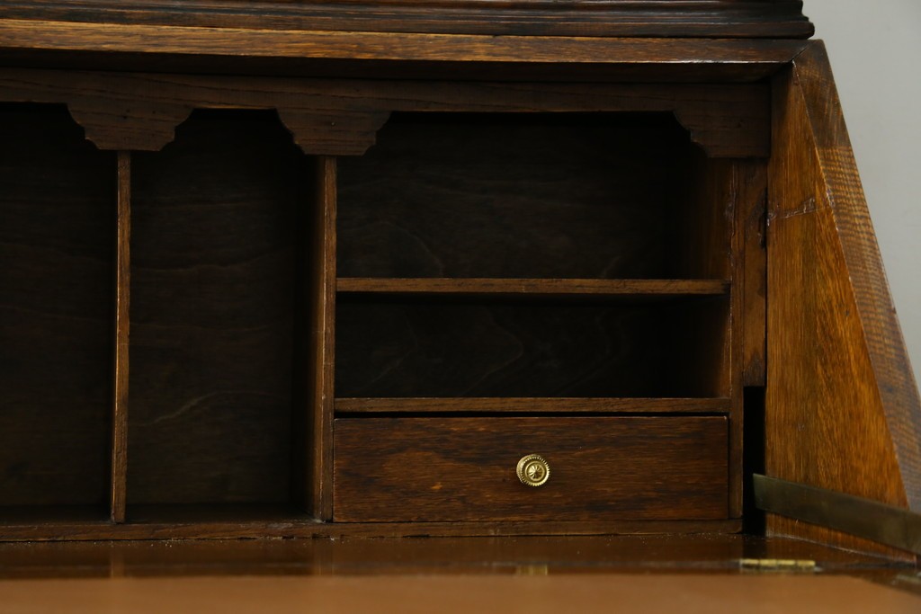 イギリスアンティーク　オーク材　ステンドグラス入りのビューローブックケース　(R-063457)