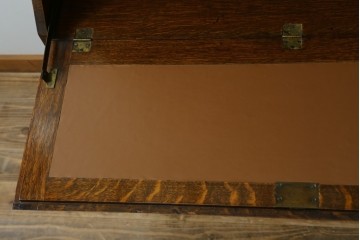 イギリスアンティーク　オーク材　ステンドグラス入りのビューローブックケース　(R-063457)