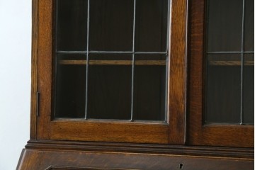 イギリスアンティーク　オーク材　ステンドグラス入りのビューローブックケース　(R-063457)