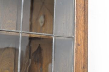 イギリスアンティーク　オーク材　ステンドグラス入りのビューローブックケース(キャビネット、収納棚、戸棚、本箱、ワークデスク、ライティングビューロー、在宅ワーク、在宅用)(R-063457)