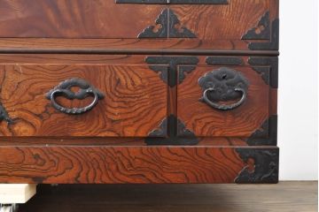 中古　美品　最高級　特注品　岩谷堂箪笥　龍の手打ち金具が存在感を放つ収納棚(戸棚、キャビネット、下駄箱、靴箱、シューズボックス、上下バラ売り可能)(R-063462)