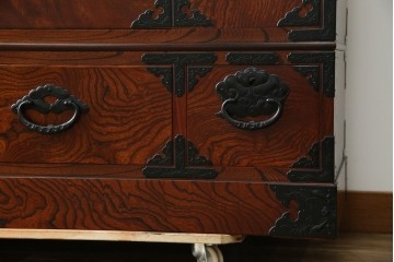 中古　美品　最高級　特注品　岩谷堂箪笥　龍の手打ち金具が存在感を放つ収納棚　(R-063462)