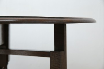 イギリスアンティーク　オーク材　脚のデザインが美しいツイストレッグバタフライテーブル　(R-063466)