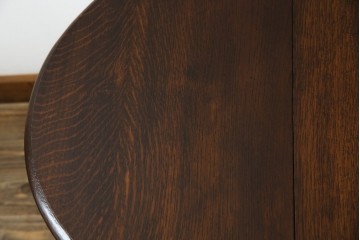 イギリスアンティーク　オーク材　脚のデザインが美しいツイストレッグバタフライテーブル　(R-063466)