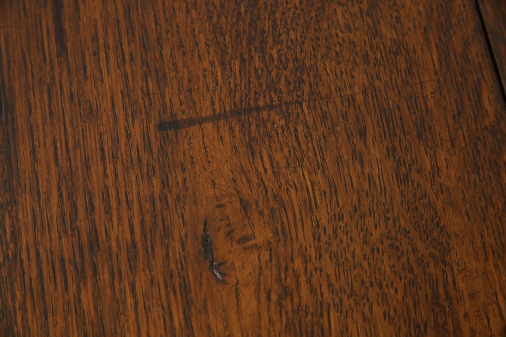 イギリスアンティーク　オーク材　脚のデザインが美しいツイストレッグバタフライテーブル　(R-063466)