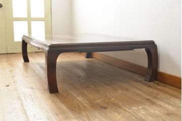 中古　美品　指物工芸家具　本紫檀　漆塗り　丸みを帯びた脚の形がおしゃれな座卓(ローテーブル、センターテーブル)(R-063467)