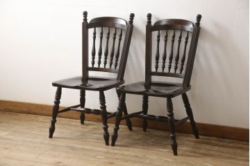 ビンテージ家具　松本民芸家具　クラシカルなダイニングづくりにぴったりの安川式スピンドルチェア2脚セット(板座チェア、ダイニングチェア、椅子、ヴィンテージ)(R-063471)