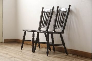 ビンテージ家具　松本民芸家具　クラシカルなダイニングづくりにぴったりの安川式スピンドルチェア2脚セット(板座チェア、ダイニングチェア、椅子、ヴィンテージ)(R-063471)