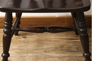 ビンテージ家具　松本民芸家具　クラシカルなダイニングづくりにぴったりの安川式スピンドルチェア2脚セット(板座チェア、ダイニングチェア、椅子、ヴィンテージ)(R-063471)