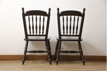 ビンテージ家具　松本民芸家具　クラシカルなダイニングづくりにぴったりの安川式スピンドルチェア2脚セット(板座チェア、ダイニングチェア、椅子、ヴィンテージ)(R-063471)