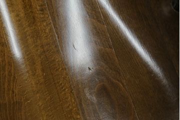 和製ビンテージ　飛騨産業　キツツキマーク　希少な絶版品!クラシカルな佇まいが魅力のウィンザーチェア2脚セット(ヴィンテージ、ウインザーチェア、アームチェア、椅子、イス、板座チェア、ダイニングチェア)(R-063472)