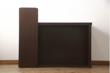 中古　民芸家具　欅(ケヤキ)材　上質な和の空間づくりに取り入れたいシックな水屋箪笥サイドボード(収納棚、戸棚、食器棚、キャビネット)(R-063478)