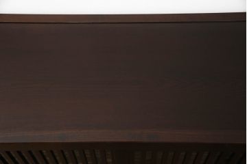 中古　民芸家具　欅(ケヤキ)材　上質な和の空間づくりに取り入れたいシックな水屋箪笥サイドボード(収納棚、戸棚、食器棚、キャビネット)(R-063478)