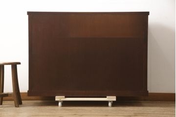 中古　民芸家具　欅(ケヤキ)材　上質な和の空間づくりに取り入れたいシックな水屋箪笥サイドボード(収納棚、戸棚、食器棚、キャビネット)(R-063479)